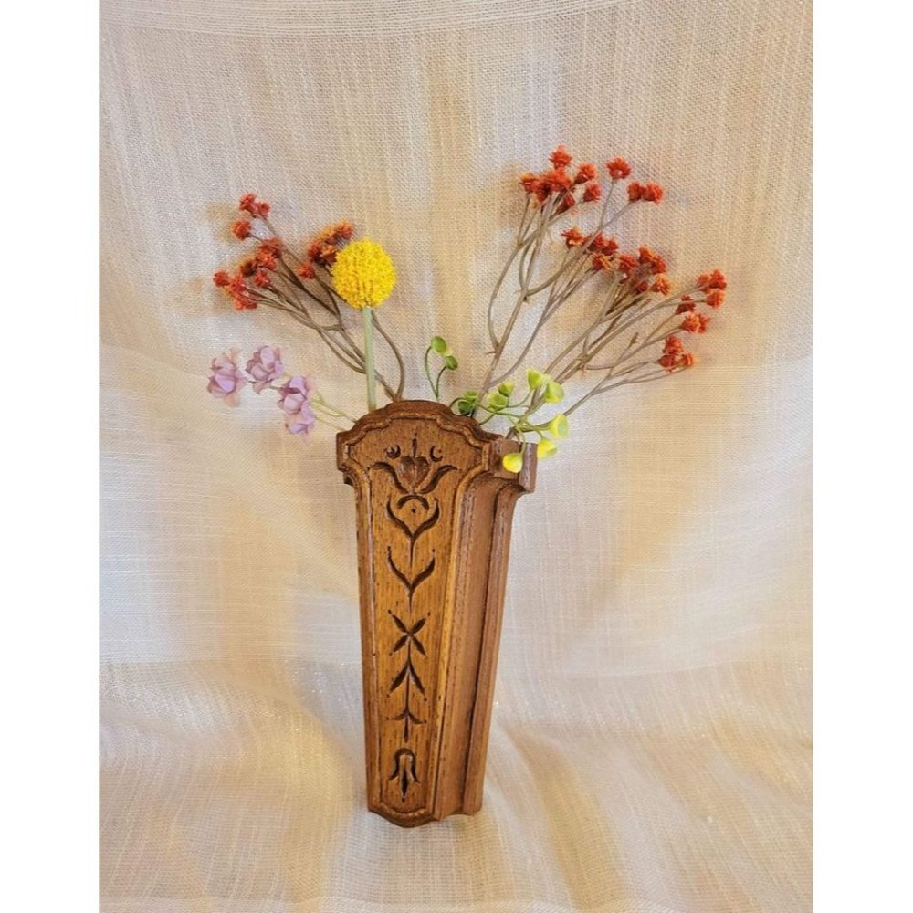 Vintage Woodgrain Homco Wall Pocket